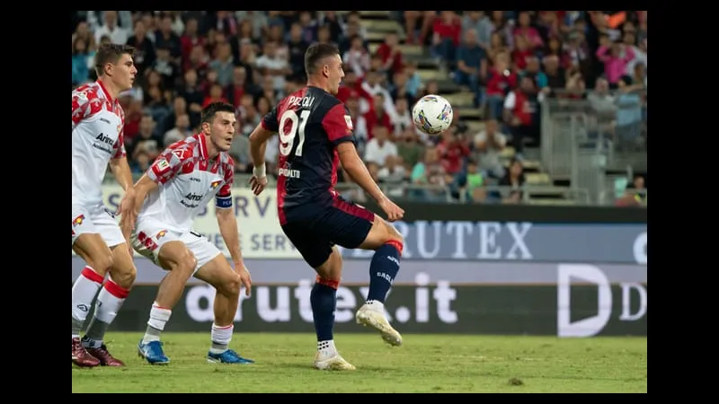 Minh họa cho "Hình ảnh bóng đá 'Cremonese' - "Cremonese" vs "Cagliari" Minh họa cho "Hình ảnh bóng đá 'Cremonese' - "Cremonese" vs "Cagliari"